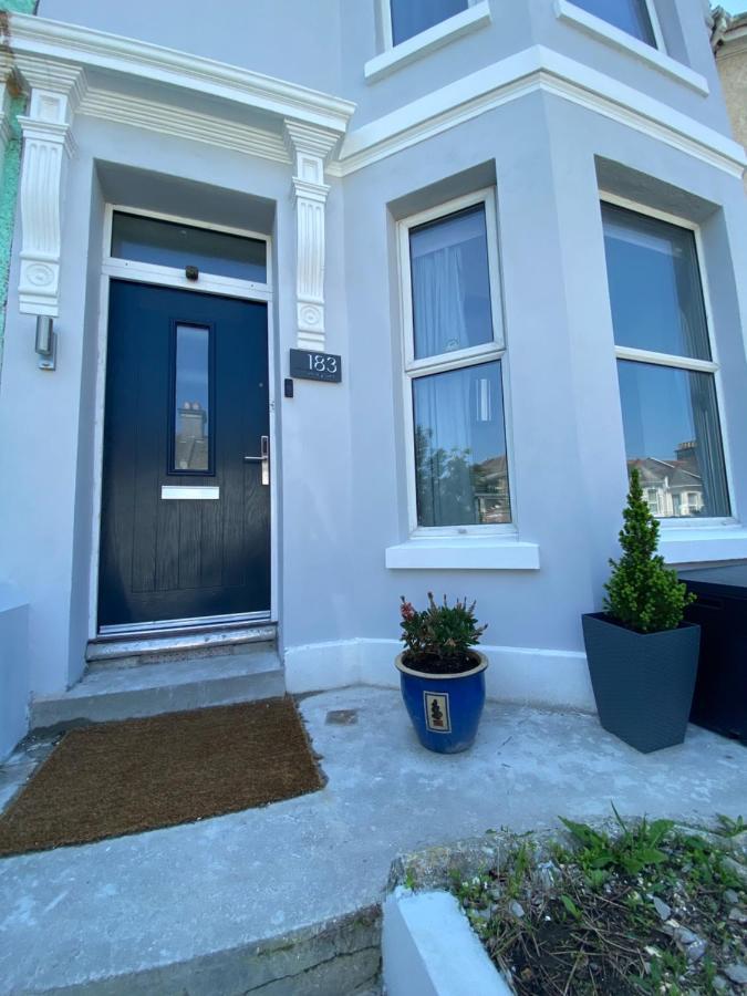 The Walnut Suite Lovely One Bedroom Flat In Stoke. プリマス エクステリア 写真